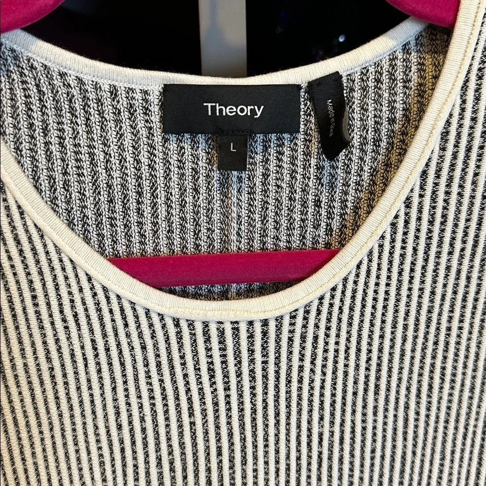 Theory gray/white ribbed sleeveless scoop neck dress size L